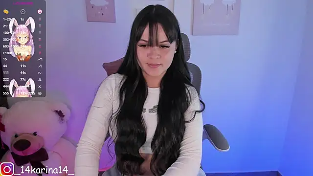 Snapshot of Sofi18_ chatting on 03.19.25 Sofi18  online show from 03.19.25