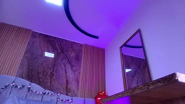 luce williams online show from 04.18.26