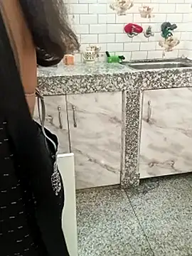 Saroj-Shah online show from 11.22.25