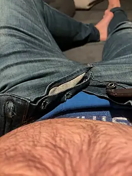 Snapshot of mrniceguy198 chatting on 12.20.25 mrniceguy198 online show from 12.20.25