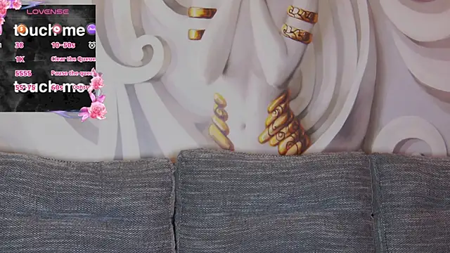 hailey peach online show from 04.18.26