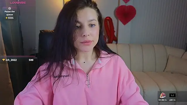 Jenna Adams  online show from 02.21.25