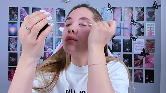 MiaMilas online show from 02.11.25