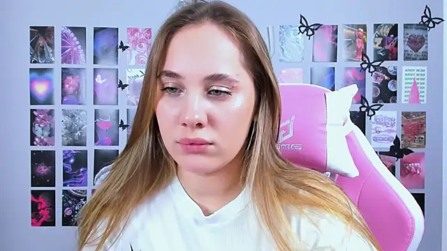 MiaMilas online show from 02.12.25