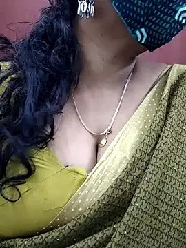 mallu-sumi online show from 02.15.25