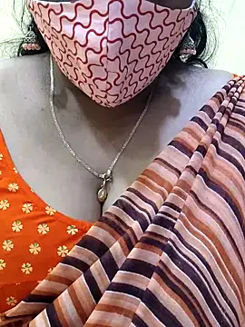 mallu-sumi online show from 02.28.25