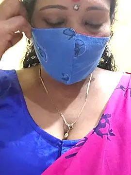 mallu-sumi online show from 03.04.25