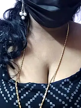 mallu-sumi online show from 03.19.26