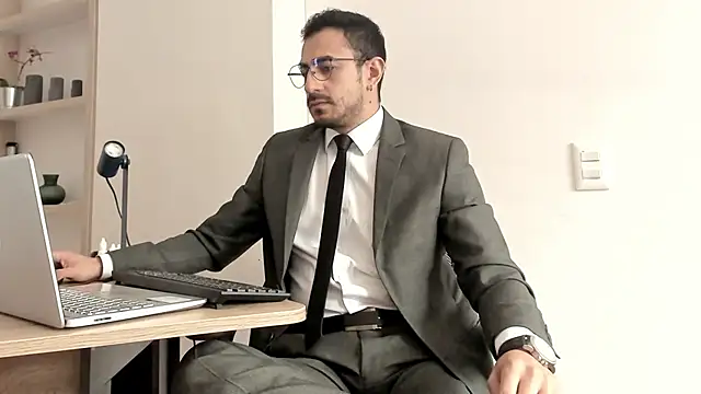 Snapshot of pablo-rincon95 chatting on 01.09.25 pablo-rincon95 online show from 01.09.25