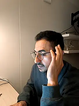 Snapshot of pablo-rincon95 chatting on 03.12.25 pablo-rincon95 online show from 03.12.25