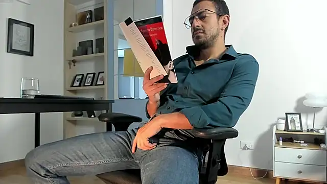 Snapshot of pablo-rincon95 chatting on 06.01.26 pablo-rincon95 online show from 06.01.26