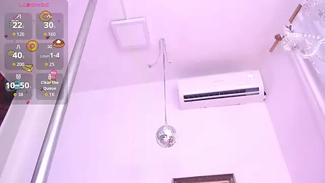 JadeSoleile online show from 10.07.25