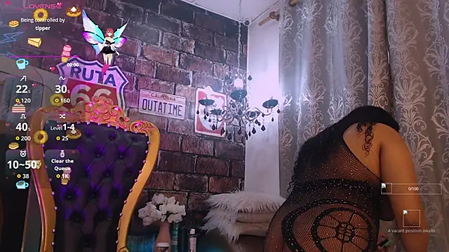 JadeSoleile online show from 11.06.25