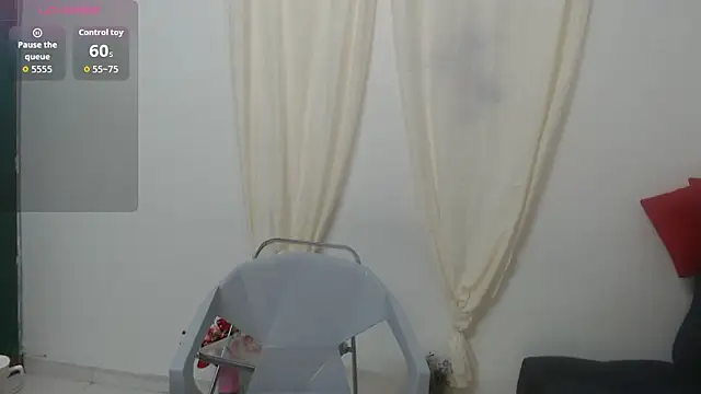 Aranza-Queen online show from 11.12.25