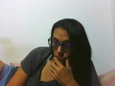 latinbrunettet online show from 02.17.25