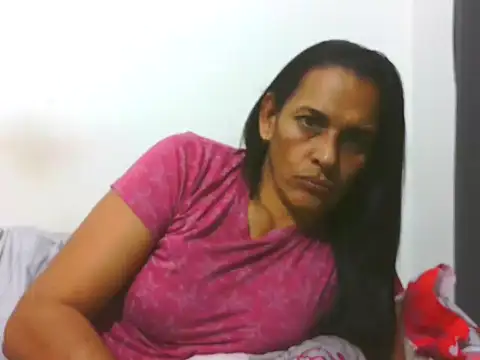 latinbrunettet online show from 02.25.26