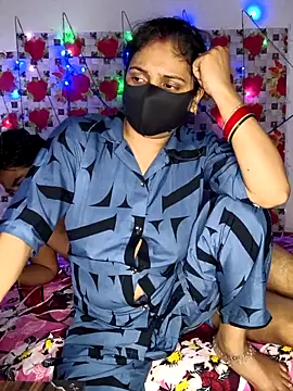 Snapshot of PeaCoooock chatting on 09.12.25 PeaCoooock online show from 09.12.25