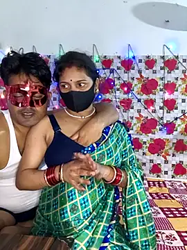 Snapshot of PeaCoooock chatting on 10.12.25 PeaCoooock online show from 10.12.25