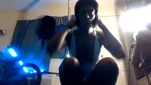 Wettebonnyy online show from 02.16.25