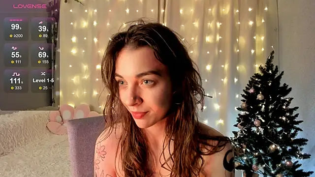 Snapshot of AraCopple chatting on 12.30.24 AraCopple online show from 12.30.24