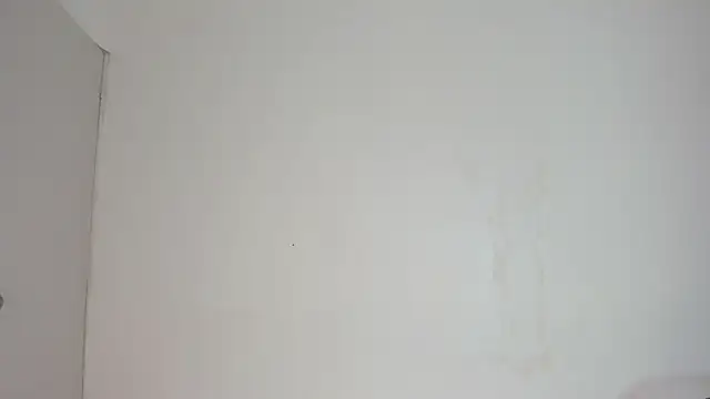 Snapshot of Mia_hansper chatting on 12.17.24 Mia hansper online show from 12.17.24