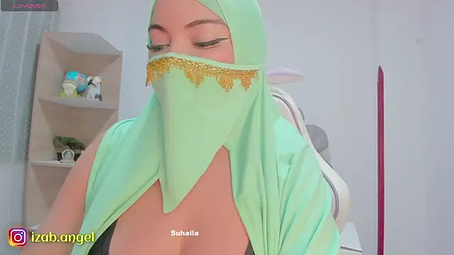 Snapshot of Amaltea chatting on 03.20.25 Amaltea online show from 03.20.25