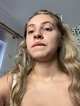 Kitty Katrine online show from 01.14.25