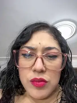 meikochoe online show from 10.26.25