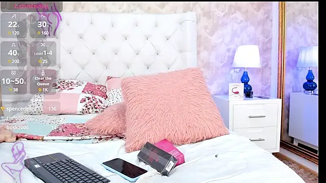 Snapshot of Eliza_Thaylor__ chatting on 12.24.24 Eliza Thaylor online show from 12.24.24