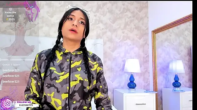 Snapshot of Eliza_Thaylor__ chatting on 01.04.25 Eliza Thaylor online show from 01.04.25