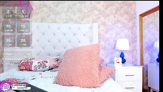 Snapshot of Eliza_Thaylor__ chatting on 01.04.25 Eliza Thaylor online show from 01.04.25