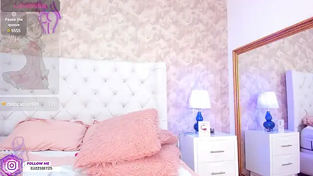 Snapshot of Eliza_Thaylor__ chatting on 01.17.25 Eliza Thaylor online show from 01.17.25