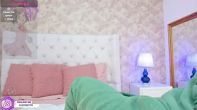 Snapshot of Eliza_Thaylor__ chatting on 02.08.25 Eliza Thaylor online show from 02.08.25