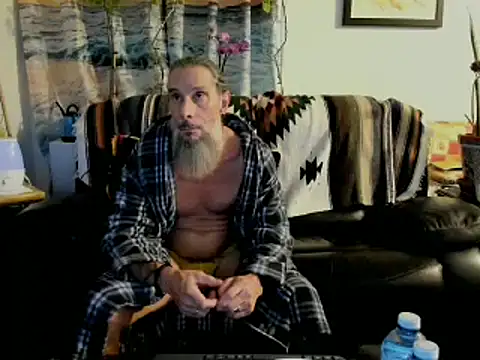 Snapshot of mindphu_k chatting on 02.28.25 mindphu k online show from 02.28.25