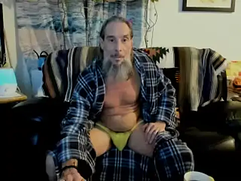 Snapshot of mindphu_k chatting on 03.04.25 mindphu k online show from 03.04.25