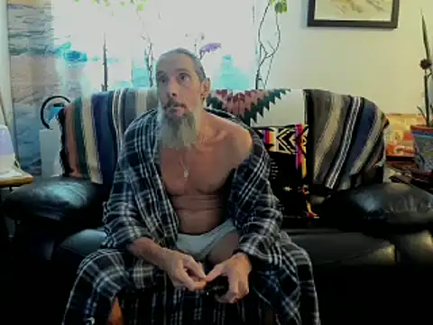 Snapshot of mindphu_k chatting on 03.20.25 mindphu k online show from 03.20.25