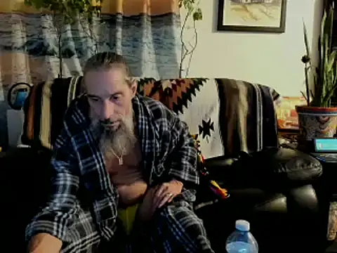 Snapshot of mindphu_k chatting on 03.23.25 mindphu k online show from 03.23.25