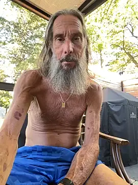 Snapshot of mindphu_k chatting on 09.28.25 mindphu k online show from 09.28.25