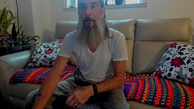 Snapshot of mindphu_k chatting on 11.25.25 mindphu k online show from 11.25.25