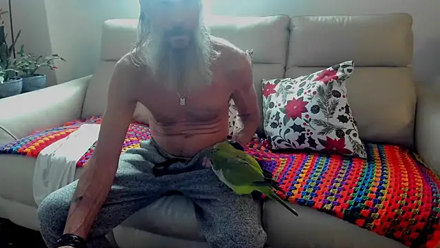 Snapshot of mindphu_k chatting on 11.26.25 mindphu k online show from 11.26.25