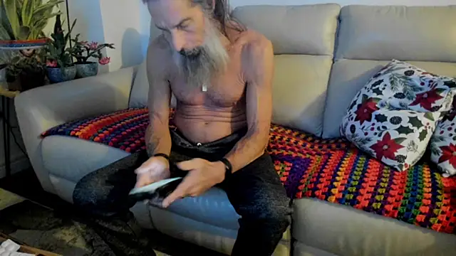 Snapshot of mindphu_k chatting on 12.03.25 mindphu k online show from 12.03.25