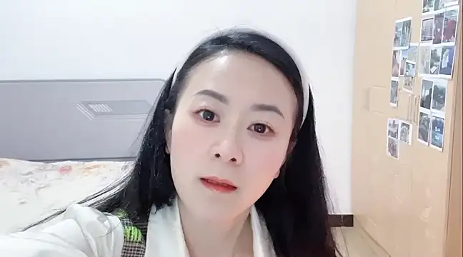 fanfan-FF online show from 02.04.25