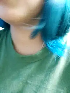 Snapshot of azulzulix chatting on 12.04.25 azulzulix online show from 12.04.25