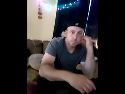 Snapshot of Lexxstacy chatting on 11.18.25 Lexxstacy online show from 11.18.25