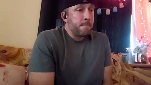 Snapshot of Lexxstacy chatting on 12.15.25 Lexxstacy online show from 12.15.25