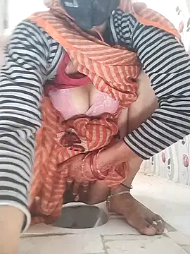 Snapshot of ROLEY00 chatting on 03.02.25 ROLEY00 online show from 03.02.25