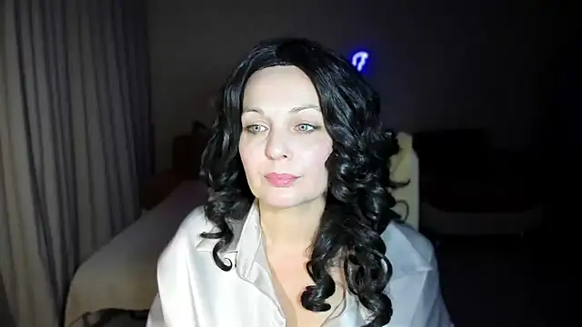 WitchBlueRose online show from 10.17.25