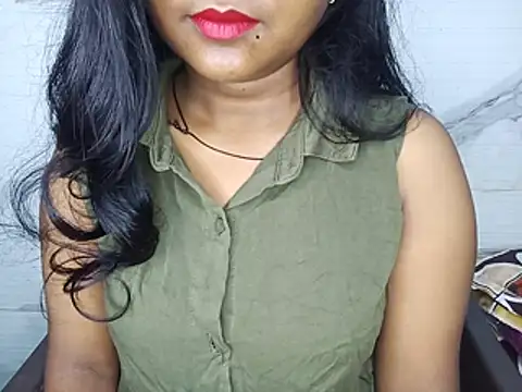 Snapshot of Muktha chatting on 06.18.26 Muktha online show from 06.18.26