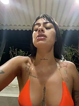 Snapshot of ZairaSofia1 chatting on 01.29.25 ZairaSofia1 online show from 01.29.25