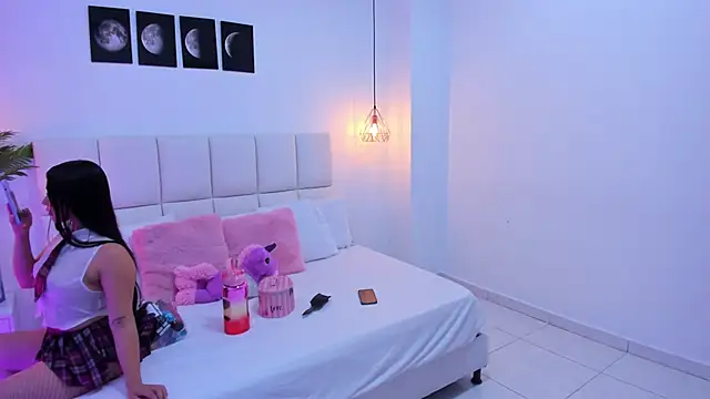 zoe rivers online show from 11.04.25